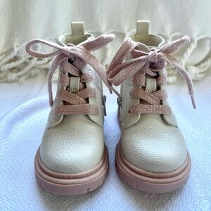 Toddler Girls' Amaya Zipper Lace-Up Combat Boots Ivory - Cat & Jack